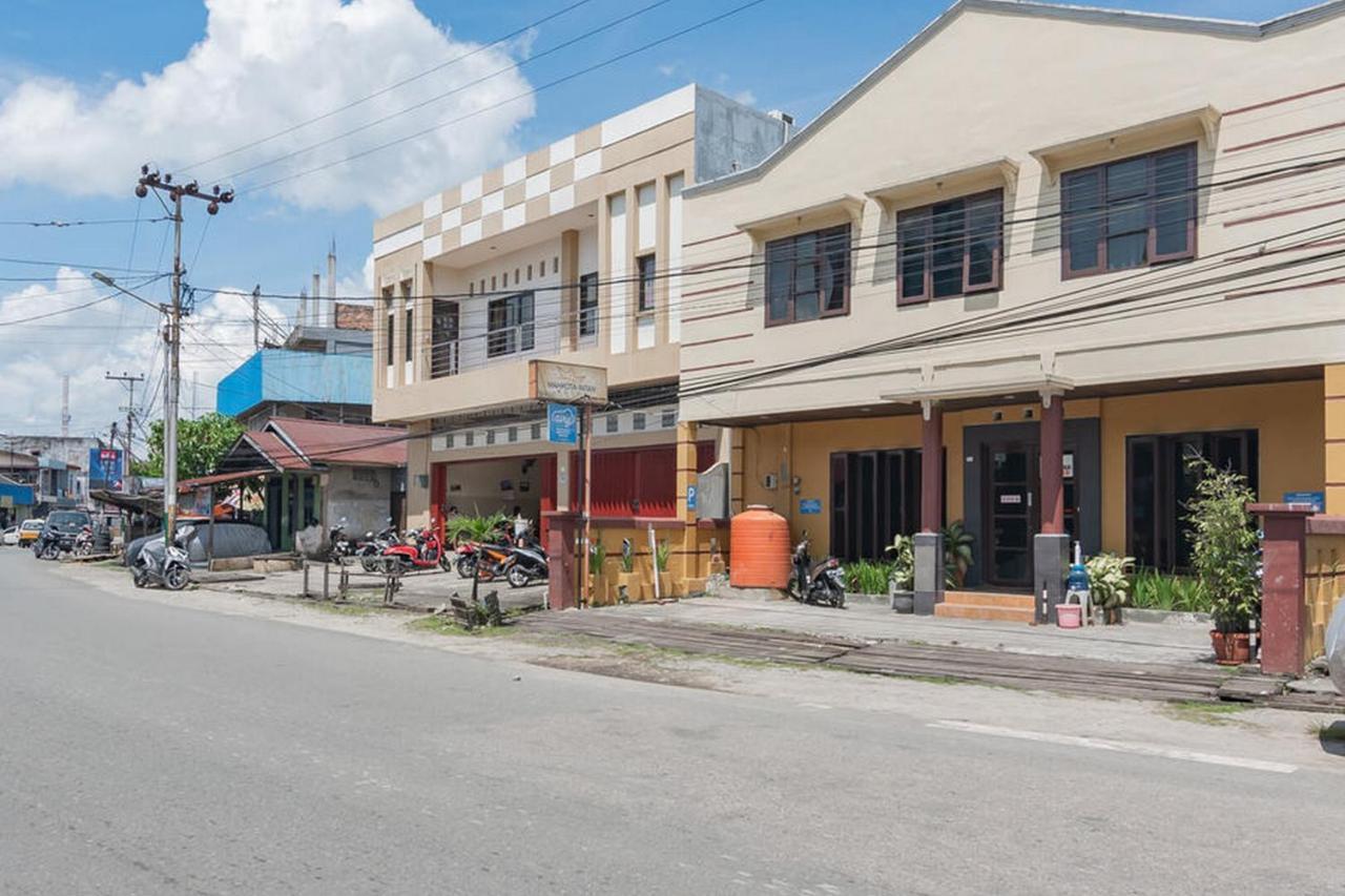 Hotel Mahkota Intan Syariah Balikpapan Redpartner Exterior foto