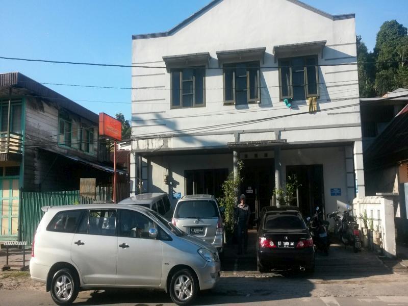 Hotel Mahkota Intan Syariah Balikpapan Redpartner Exterior foto